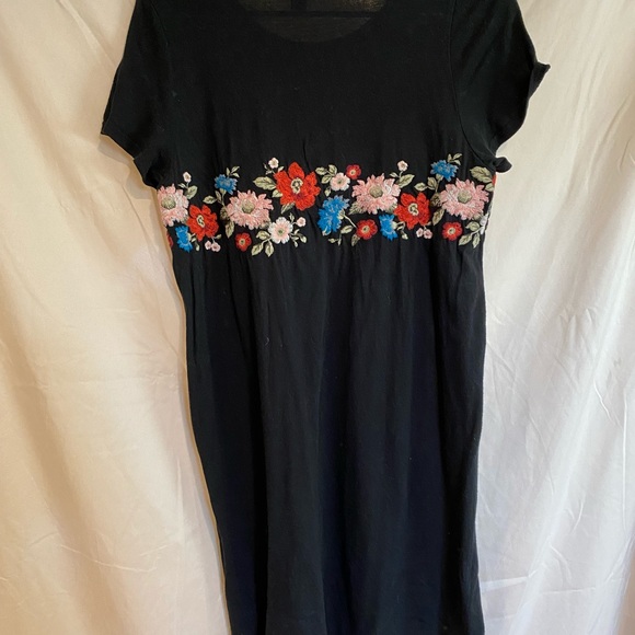Embroidered flowers American eagle dress - Picture 3 of 4